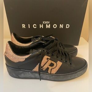 JOHN RICHMOND WOMEN SNEAKERS